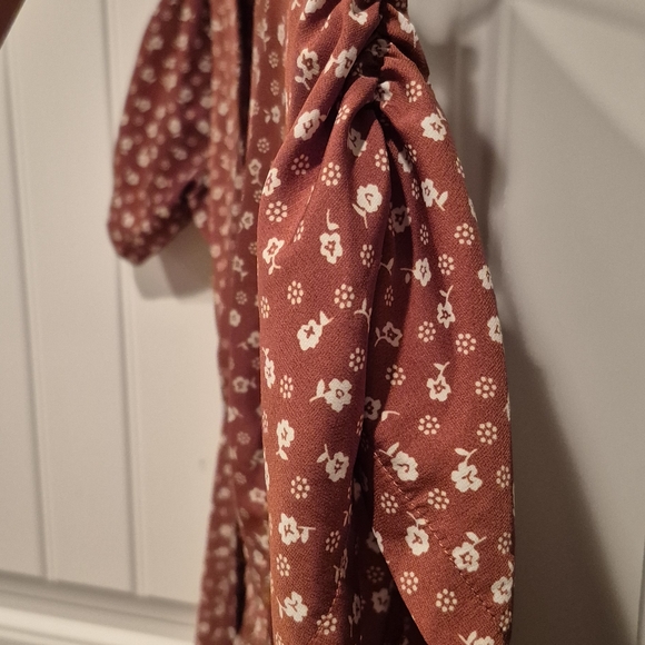 Floral Button-Down Dress - Picture 4 of 5